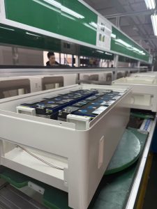 Hình ảnh sản xuất Bộ pin lưu trữ năng lượng đặt sàn 51.2V 314Ah LiFePO4
